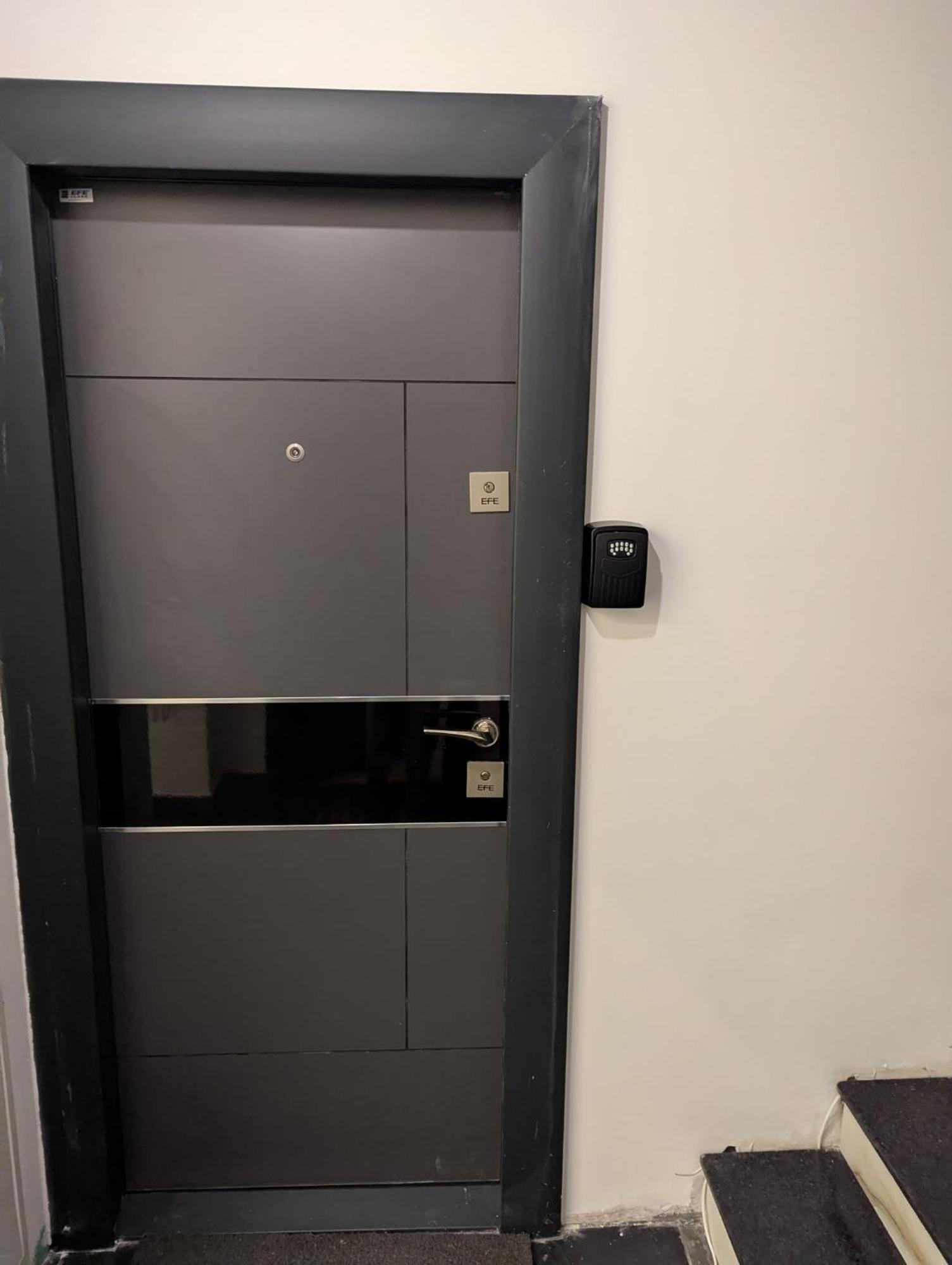 Zenith Dm Otopeni Airport & Therme Екстериор снимка