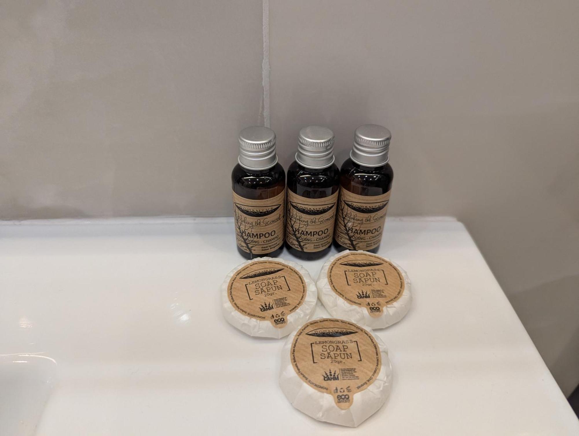 Zenith Dm Otopeni Airport & Therme Екстериор снимка